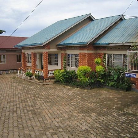 Keba Inn Lyamutundwe Экстерьер фото