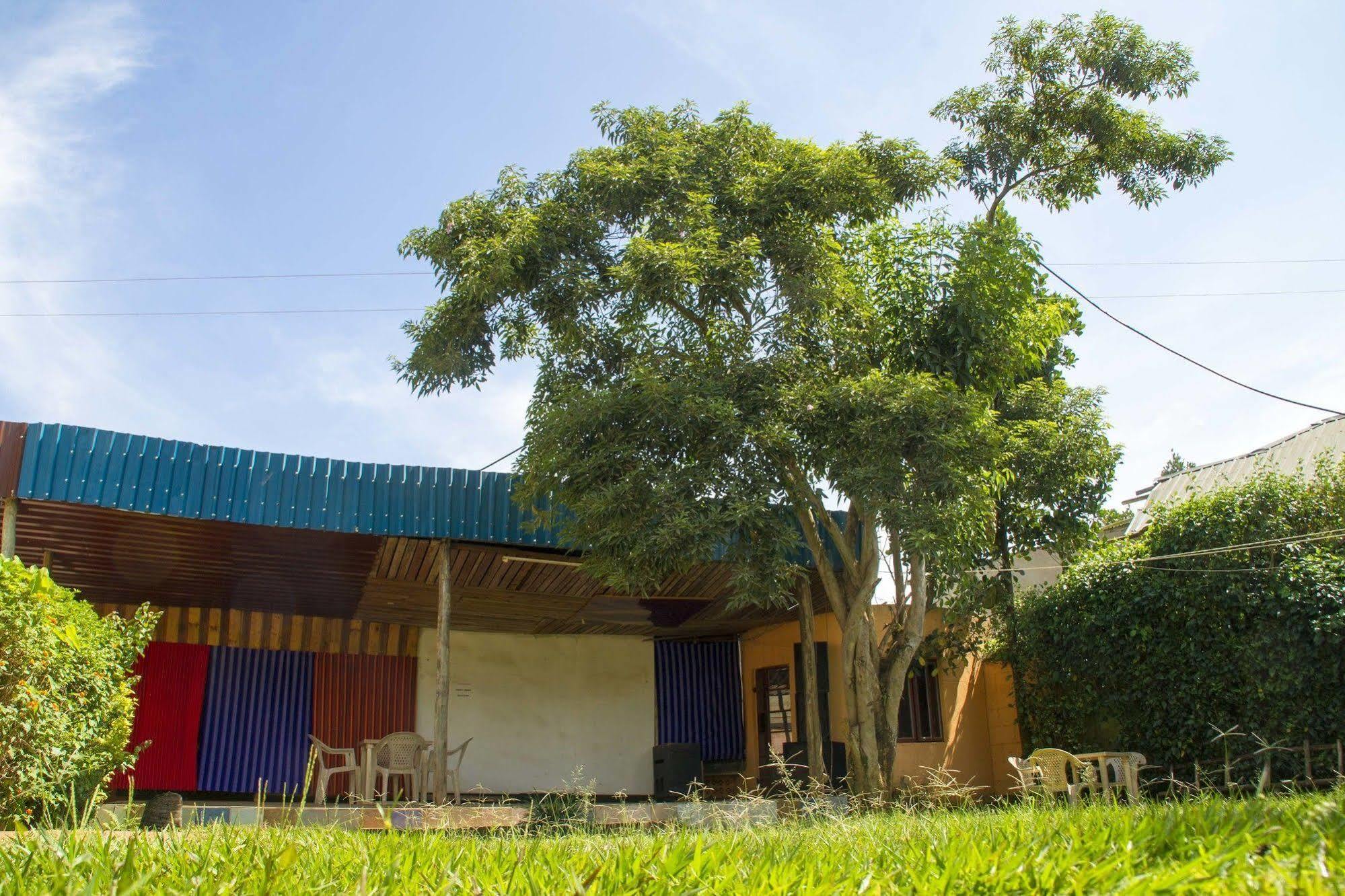 Keba Inn Lyamutundwe Экстерьер фото